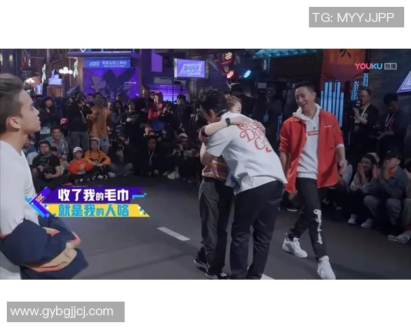 成都街舞队与重庆街舞队赛后复盘分析灵活性表现与战术对比